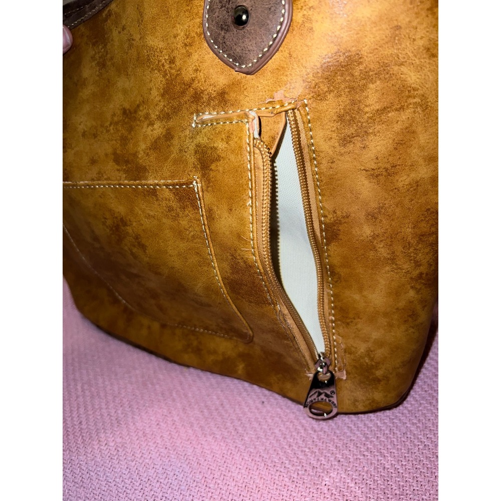 Montana West Concealed Carry Tote Bag Western Laser Cut Rhinestone Brown New - Picture 4 of 9